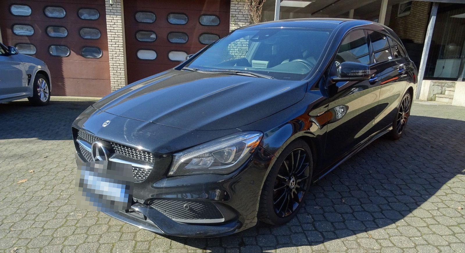 Mercedes-Benz CLA 180 Shooting b. AMG DESIG NIGHT PANORAMA foto 4