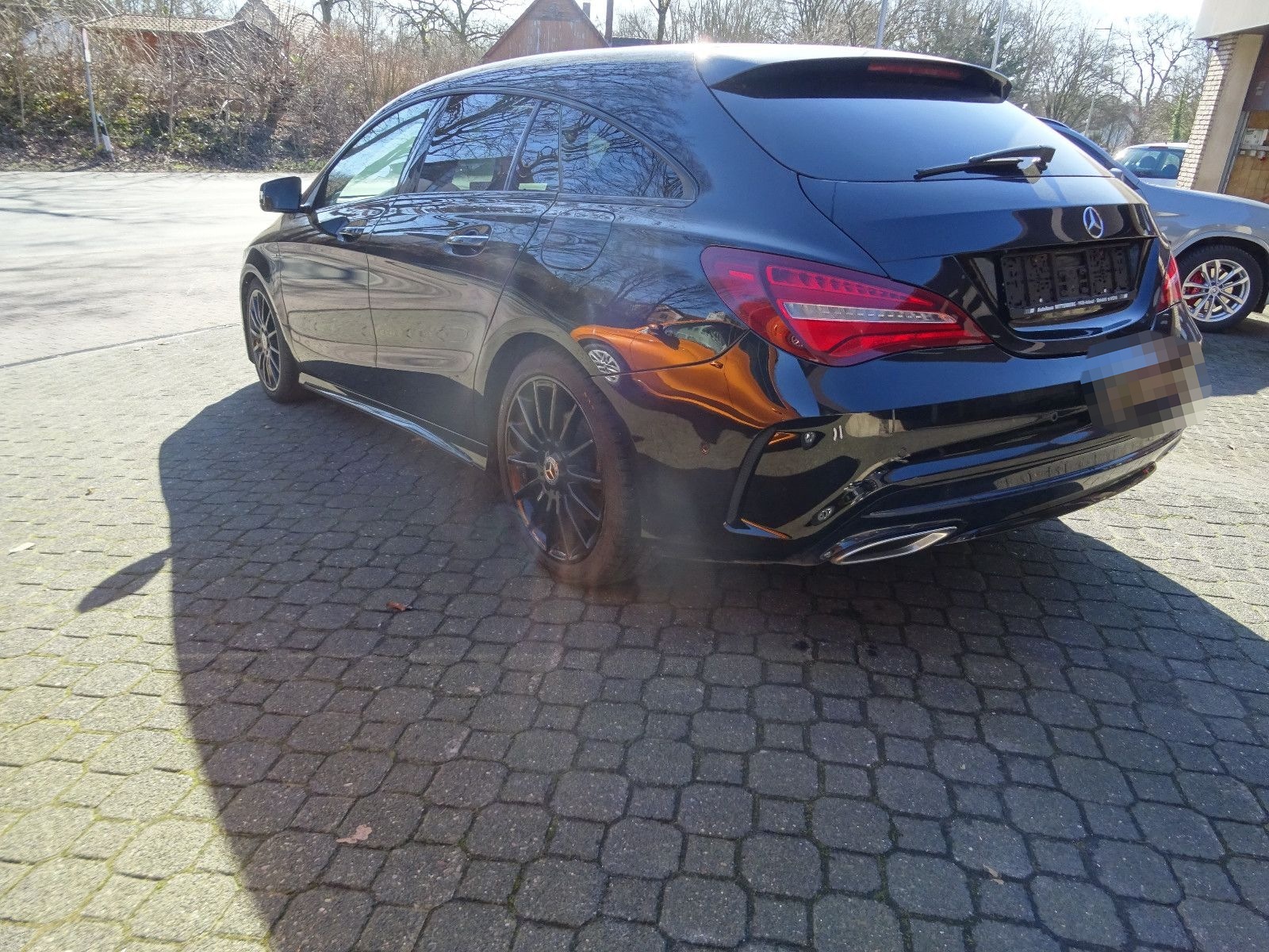 Mercedes-Benz CLA 180 Shooting b. AMG DESIG NIGHT PANORAMA foto 7