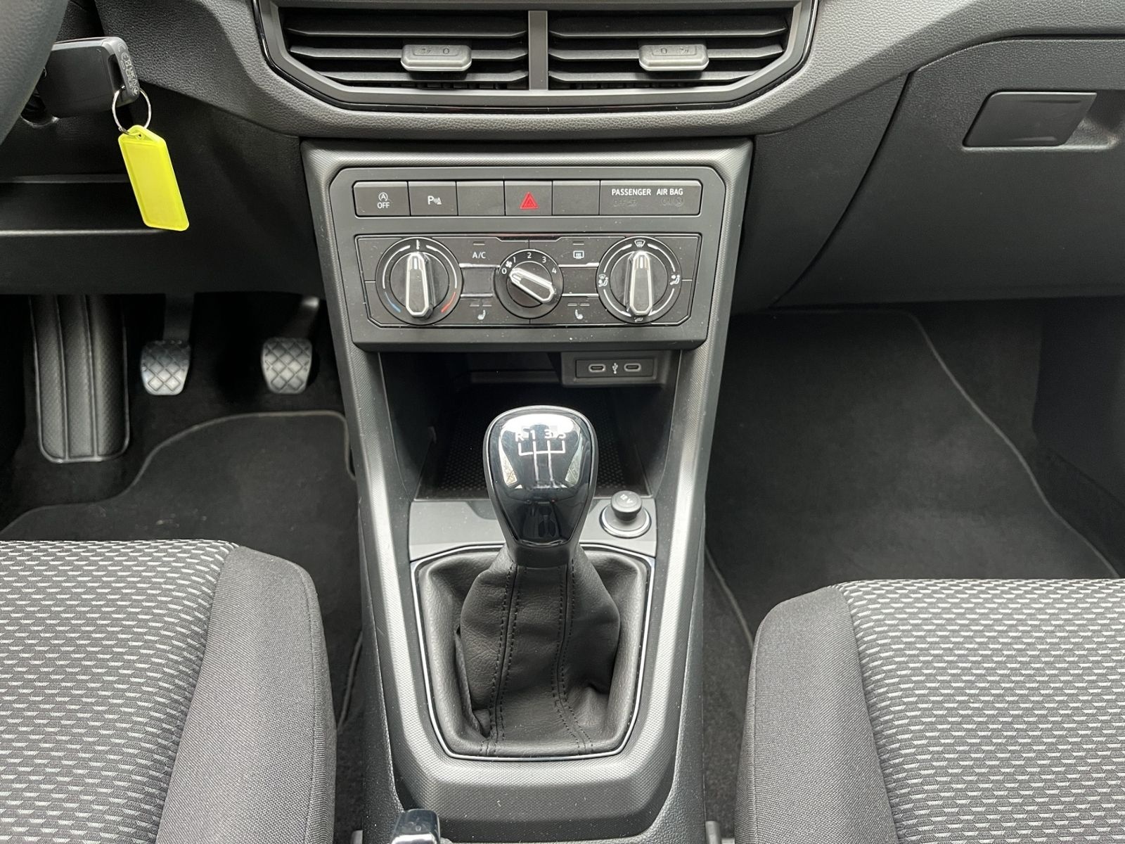 Volkswagen T-Cross 1.0 l TSI DAB+ LED Sitzheizung App-Conne foto 11