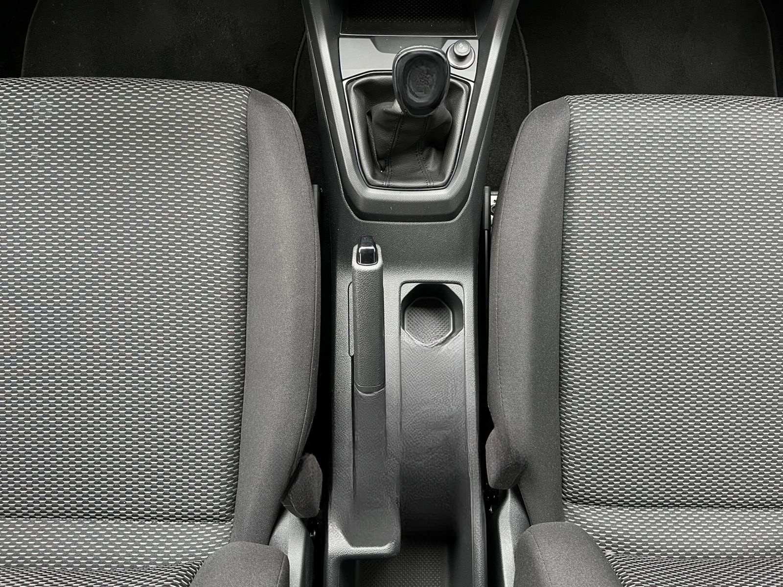Volkswagen T-Cross 1.0 l TSI DAB+ LED Sitzheizung App-Conne foto 12