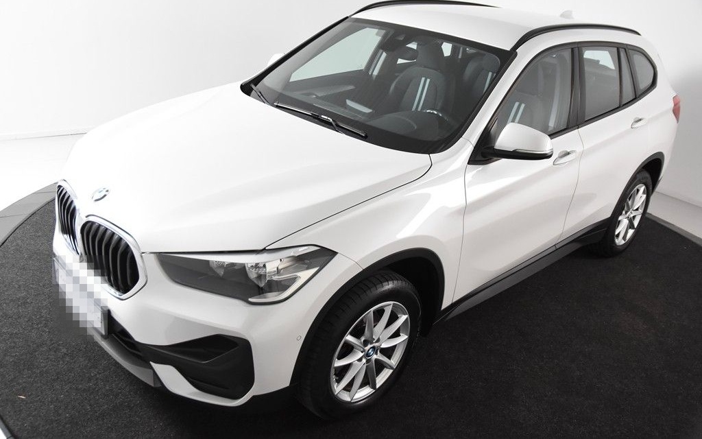 BMW X1 sDrive16d Sportline *1.Hand*Navi*AHK*EHK* foto 4