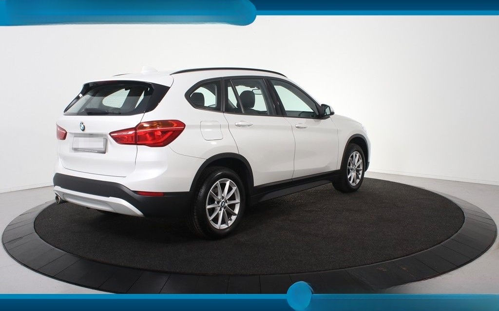 BMW X1 sDrive16d Sportline *1.Hand*Navi*AHK*EHK* foto 7