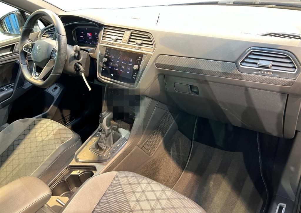 Volkswagen Tiguan 2.0 TDI R-Line Carbon+Fahrassist+Pano+SHD foto 3