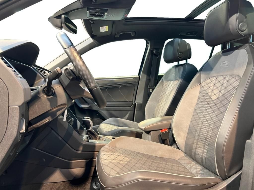 Volkswagen Tiguan 2.0 TDI R-Line Carbon+Fahrassist+Pano+SHD foto 5
