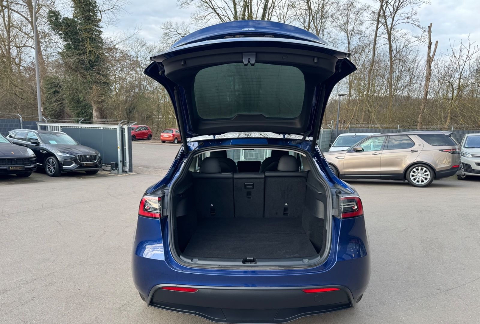 Tesla MODEL Y *PANORAMA*LEDER*KAMERA*SHZ*1.HD*TOP foto 8