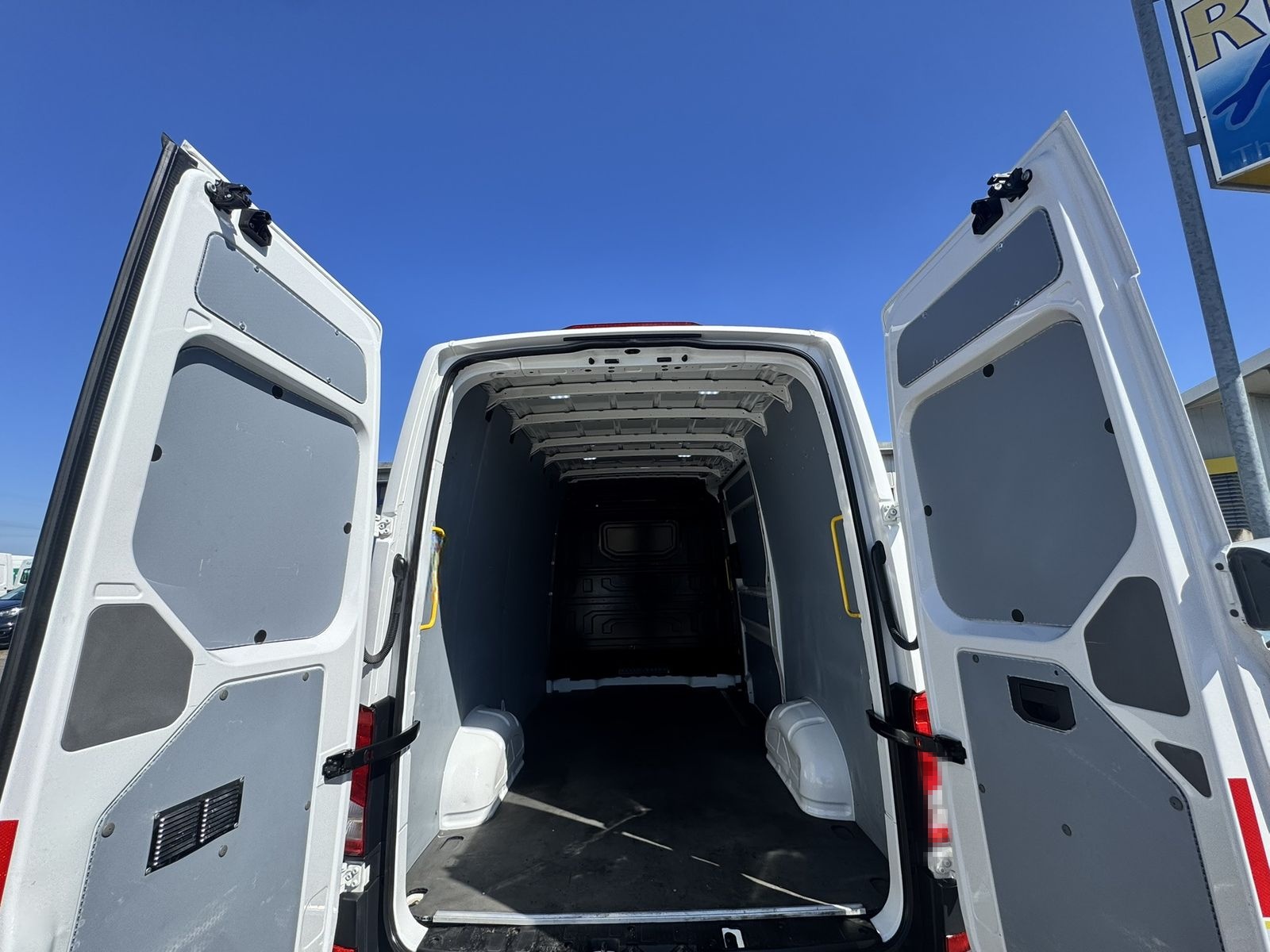 Volkswagen Crafter Kasten 35 MR L2H2 Klima*Tempomat*PDC*MFL foto 15