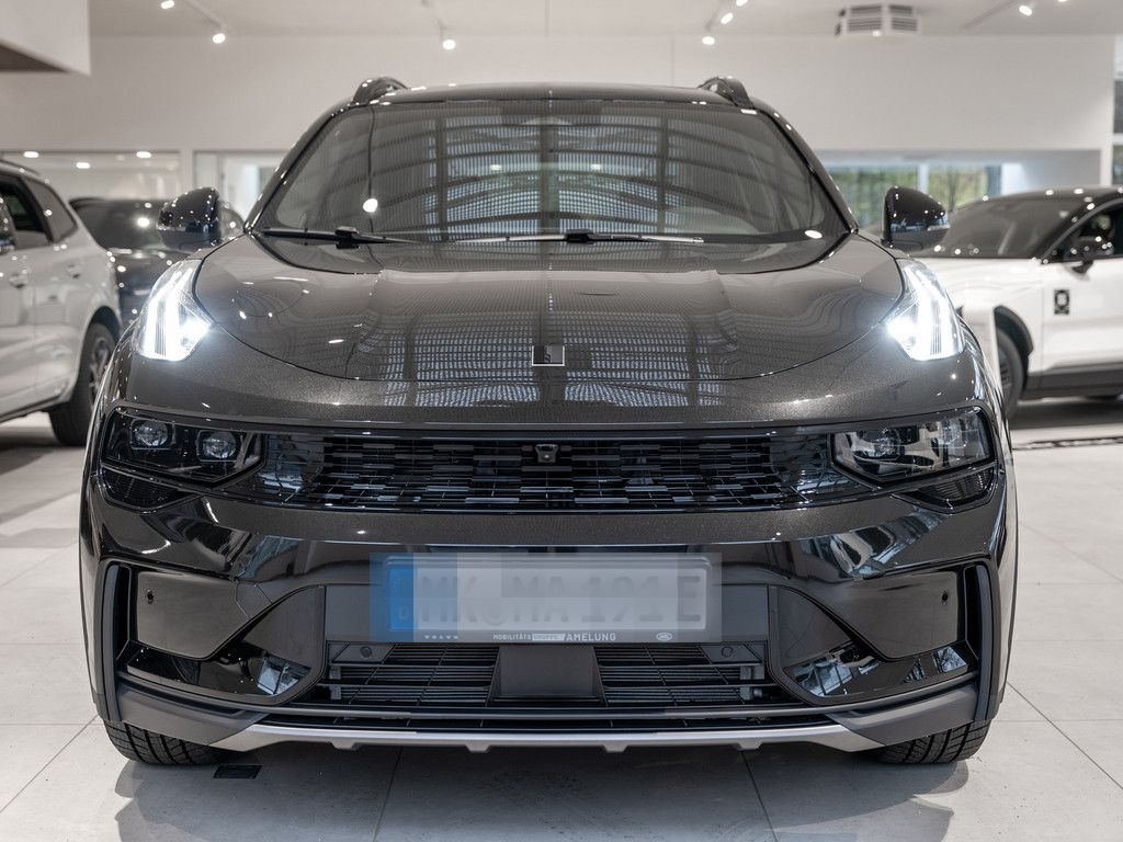 Lynk&Co 01 More PDC SHZ KAMERA NAVI W-LAN ACC LED PANO foto 3