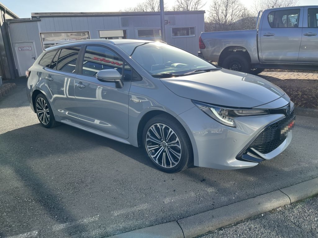 Toyota Corolla 2.0 Hybrid Touring Sports Team Deutschla foto 3