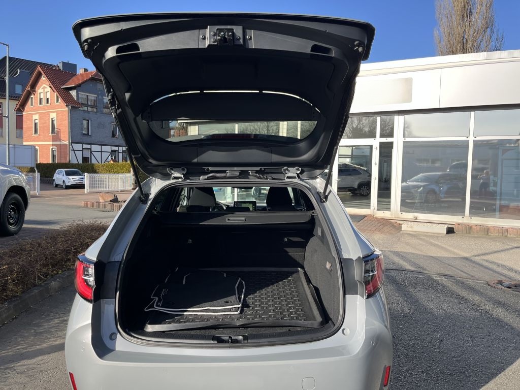 Toyota Corolla 2.0 Hybrid Touring Sports Team Deutschla foto 6