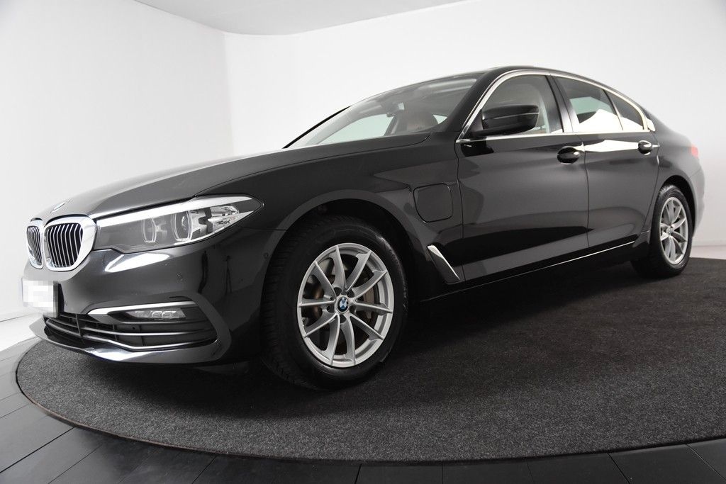 BMW 530e Limosine *1.Hand*Leder*GSD*Navi*SHZ* foto 25