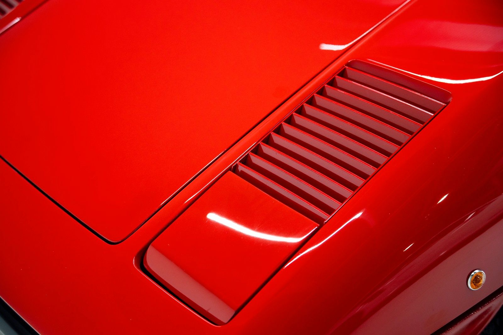 Ferrari 208 GTB foto 11