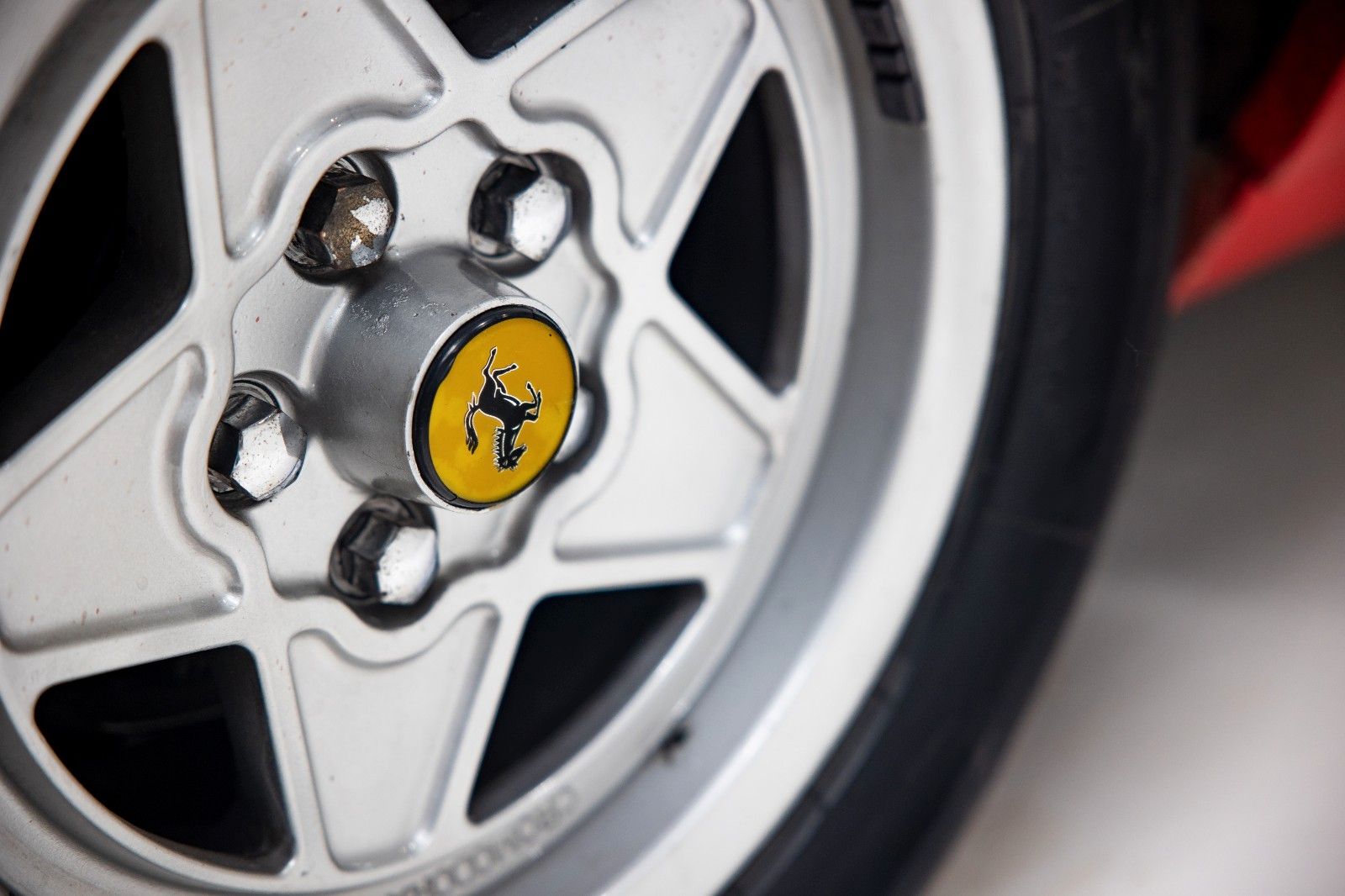 Ferrari 208 GTB foto 10