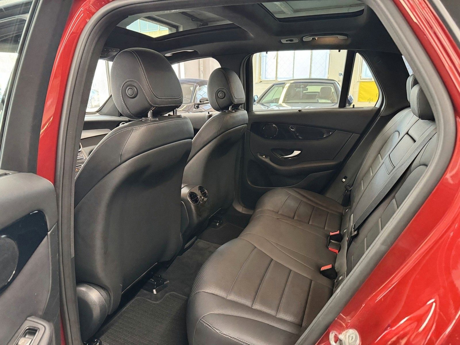 Mercedes-Benz GLC 250 4Matic - DISTRONIC PANORAMA KAM HEAD-UP foto 15