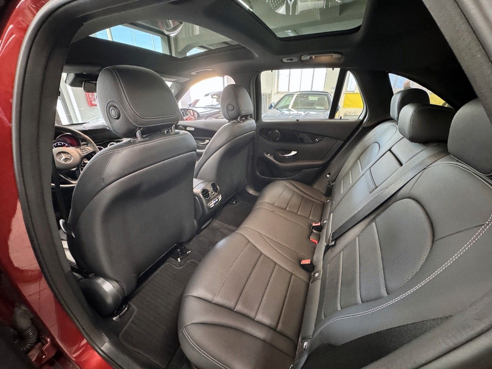 Mercedes-Benz GLC 250 4Matic - DISTRONIC PANORAMA KAM HEAD-UP foto 16