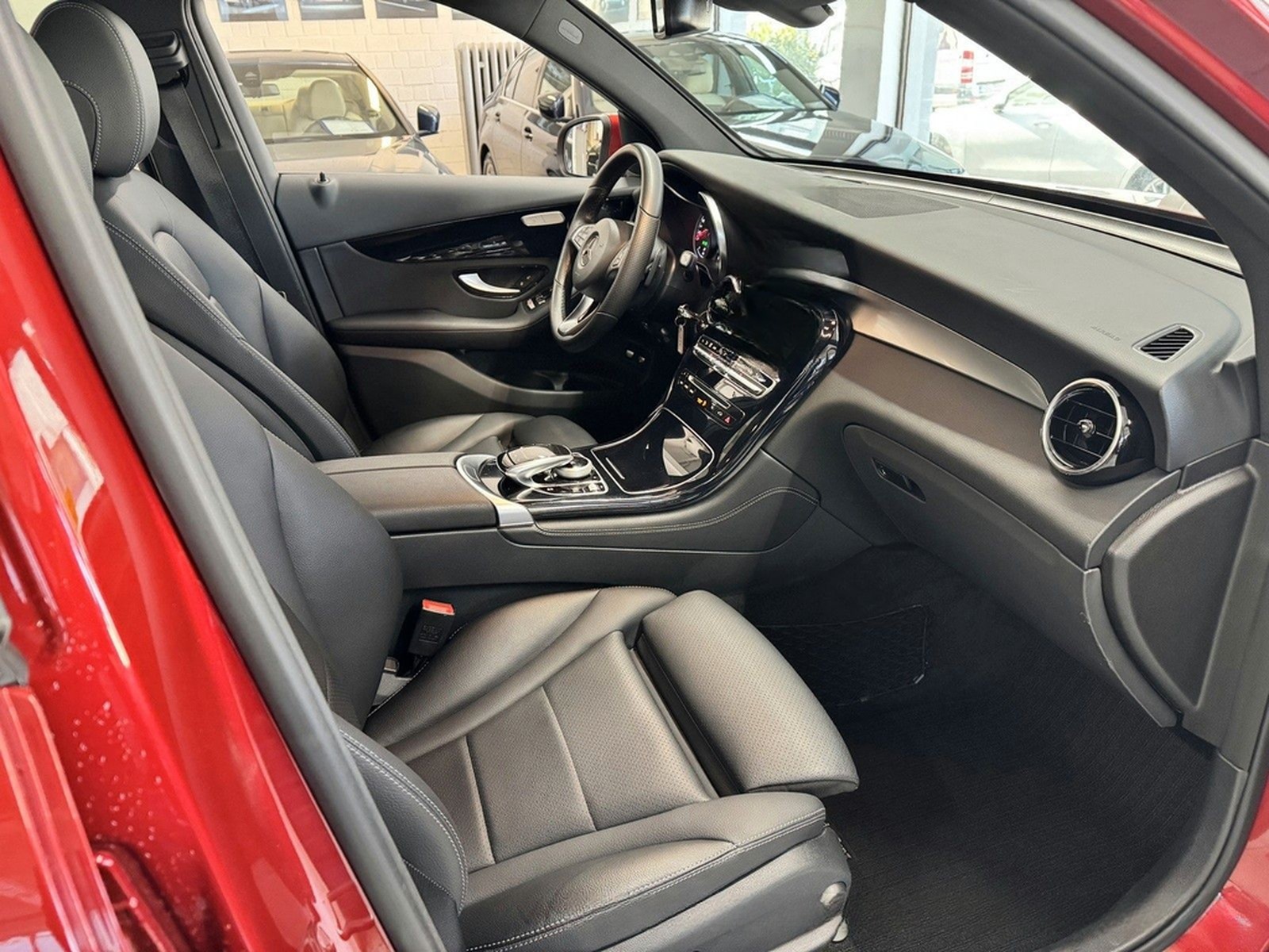 Mercedes-Benz GLC 250 4Matic - DISTRONIC PANORAMA KAM HEAD-UP foto 20