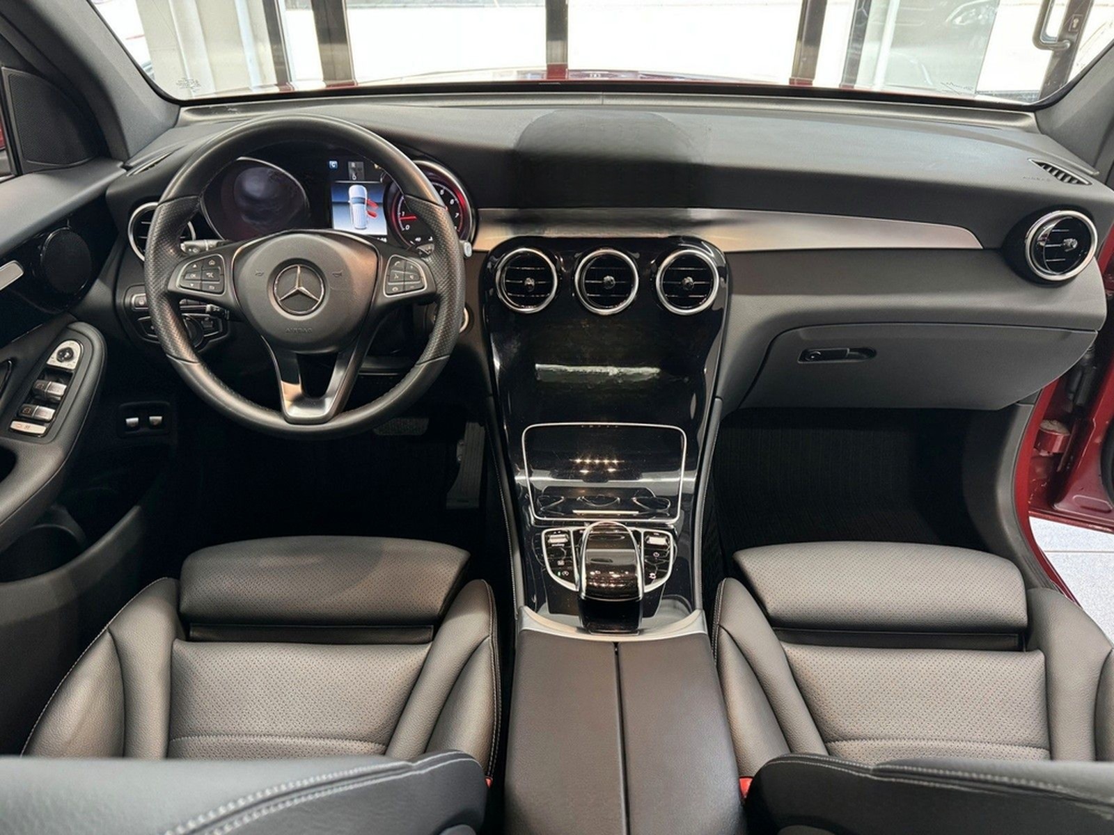 Mercedes-Benz GLC 250 4Matic - DISTRONIC PANORAMA KAM HEAD-UP foto 23