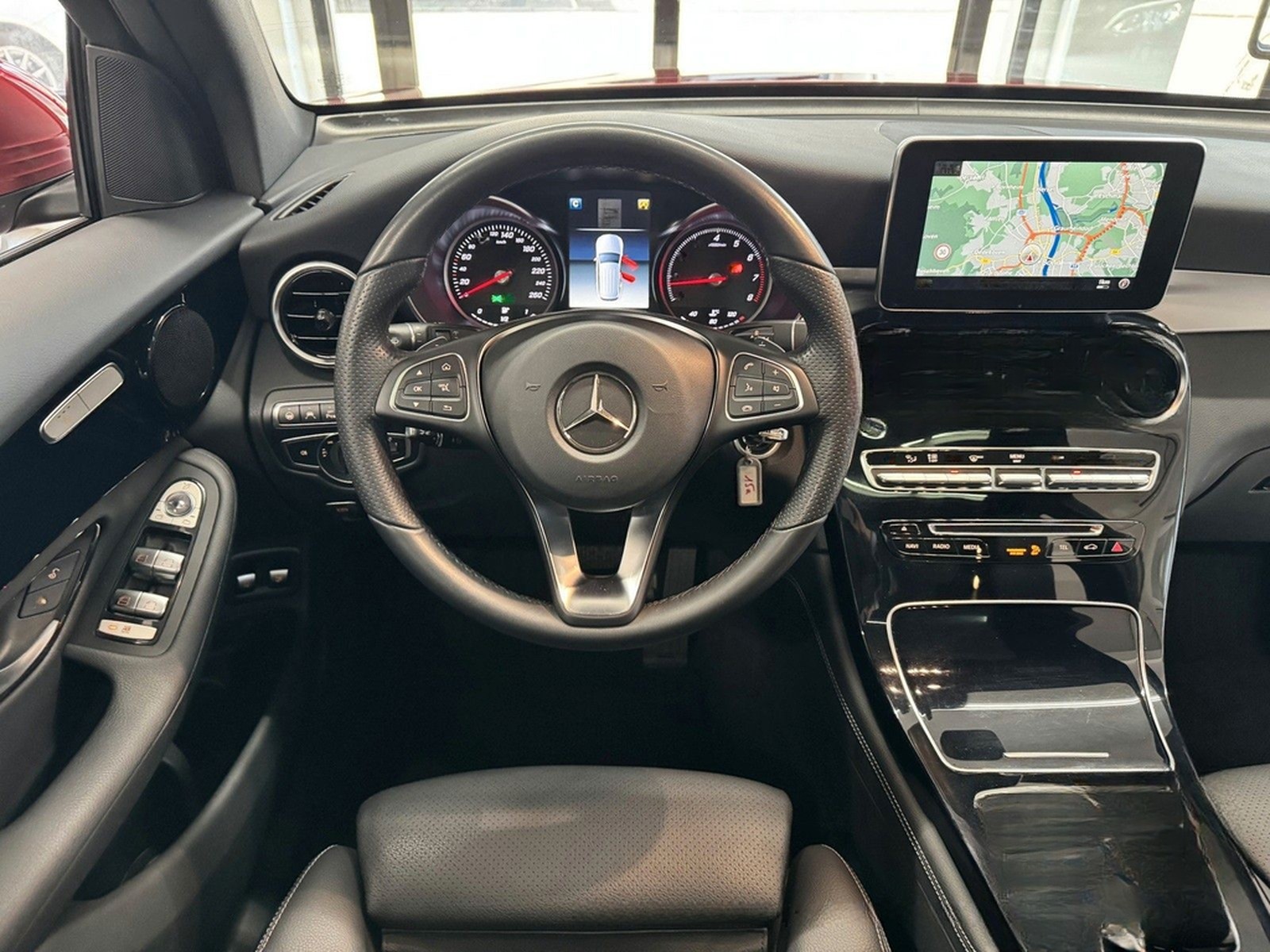 Mercedes-Benz GLC 250 4Matic - DISTRONIC PANORAMA KAM HEAD-UP foto 24