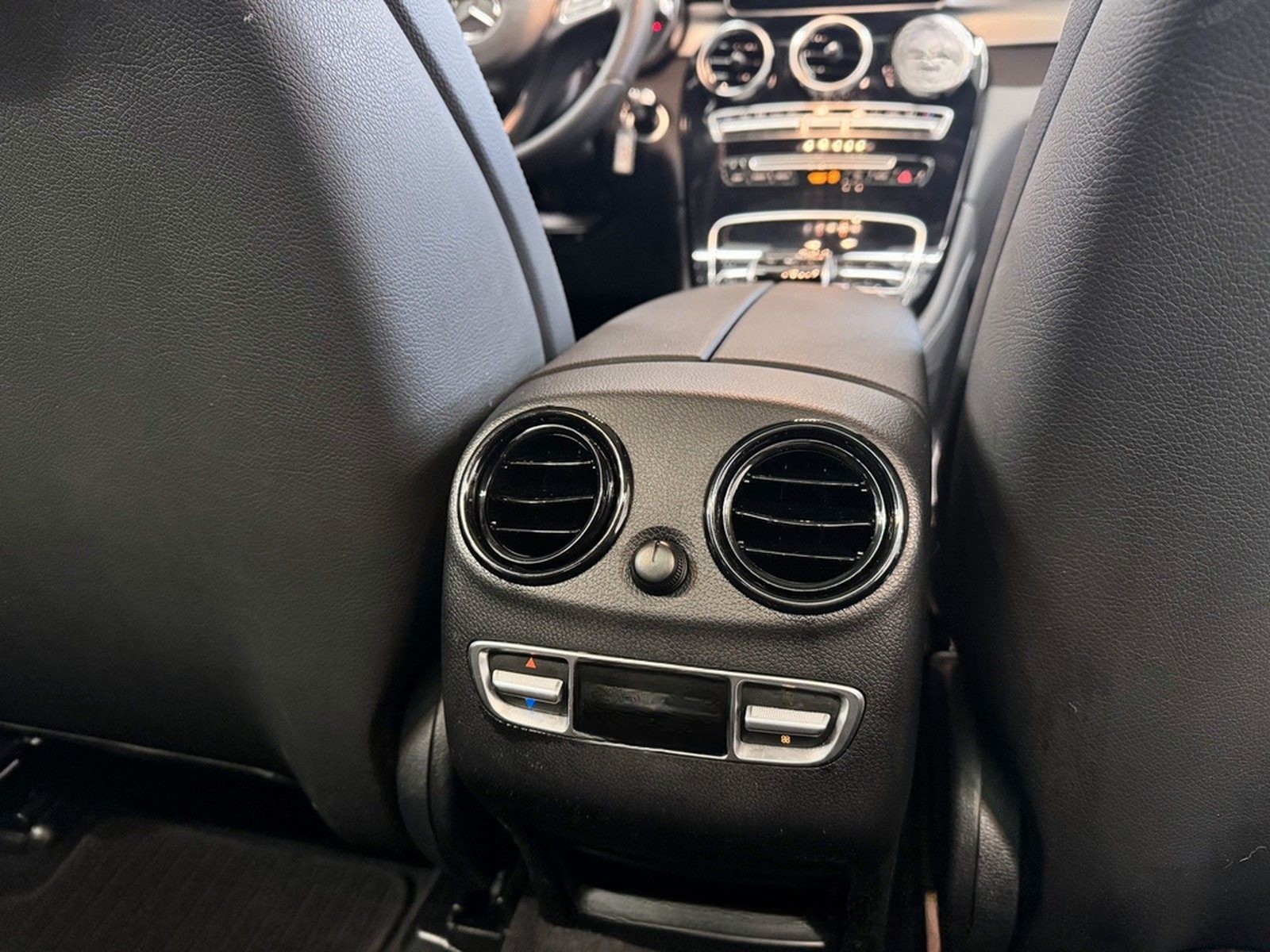Mercedes-Benz GLC 250 4Matic - DISTRONIC PANORAMA KAM HEAD-UP foto 26