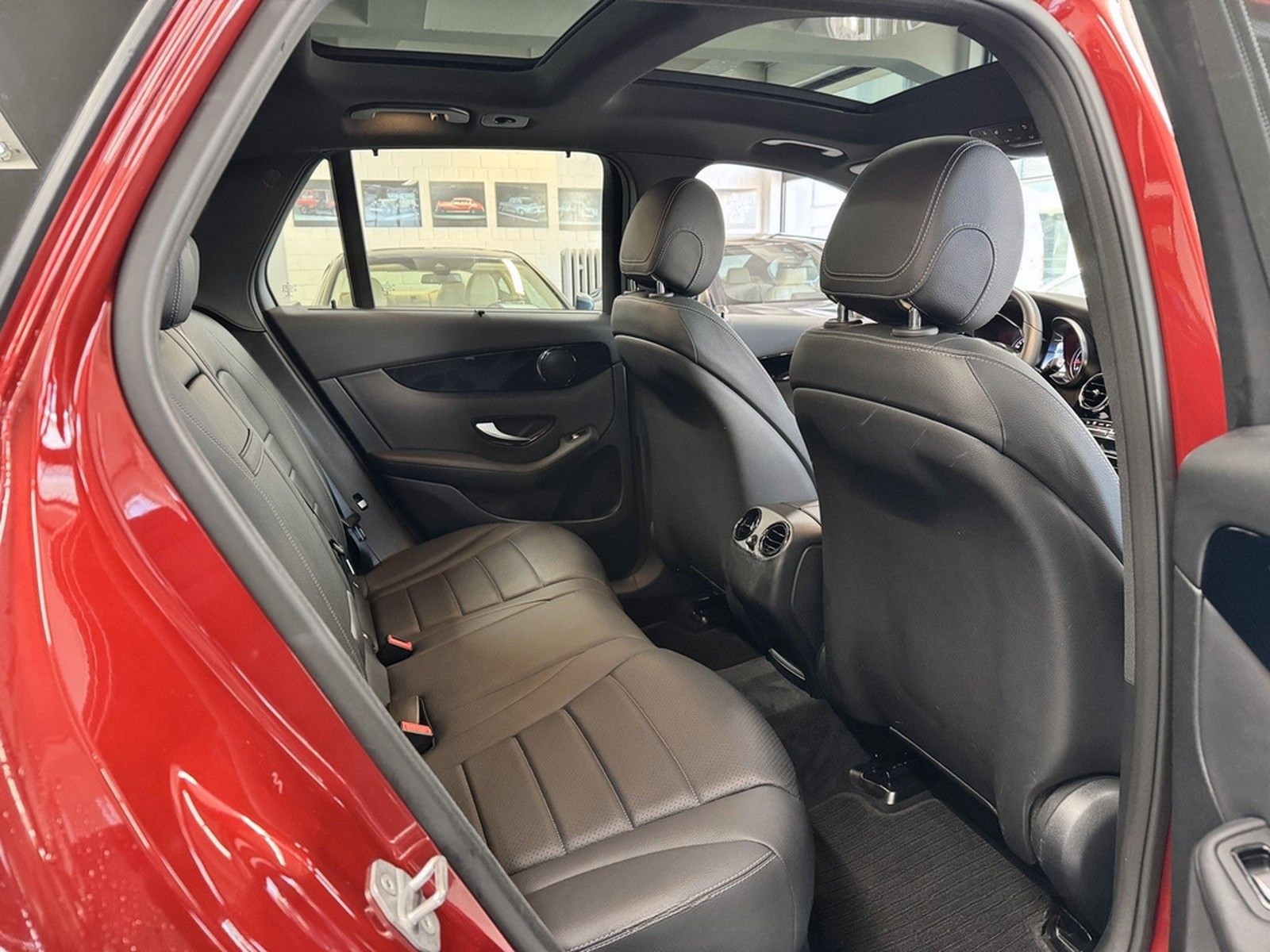 Mercedes-Benz GLC 250 4Matic - DISTRONIC PANORAMA KAM HEAD-UP foto 27