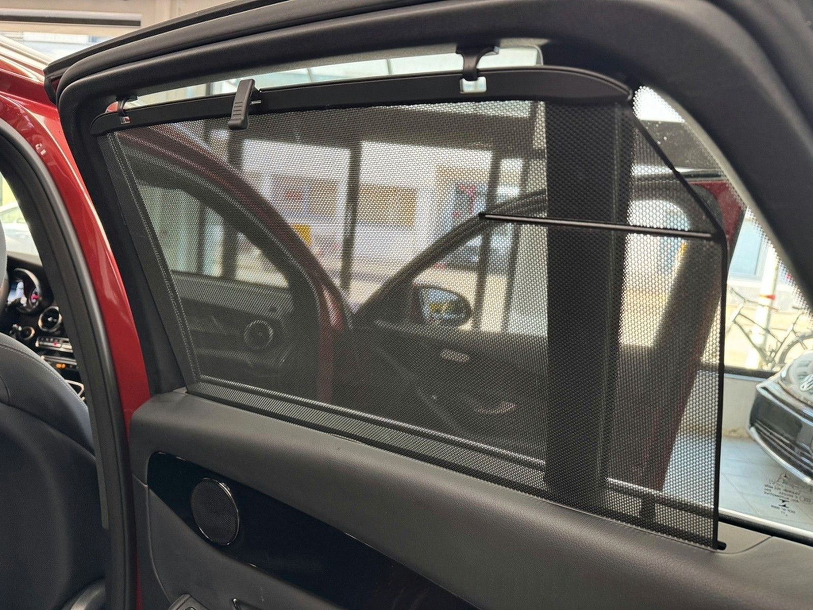 Mercedes-Benz GLC 250 4Matic - DISTRONIC PANORAMA KAM HEAD-UP foto 28