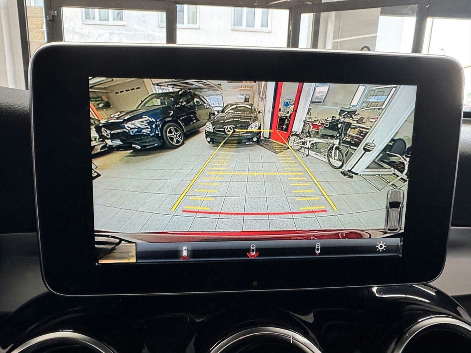 Mercedes-Benz GLC 250 4Matic - DISTRONIC PANORAMA KAM HEAD-UP foto 42