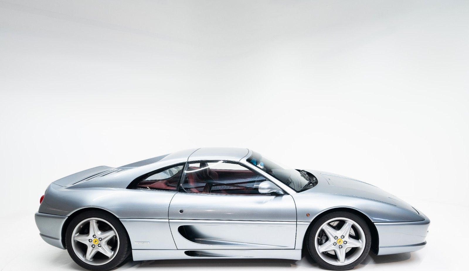 Ferrari F355 GTS *1 of 529* (Zanasi Restored) foto 6