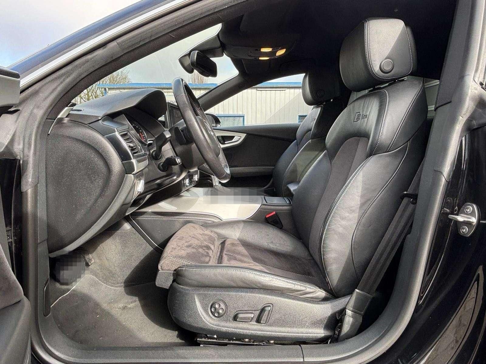 Audi A7 Sportback 3,0 TFSI quattro S-tronic foto 12