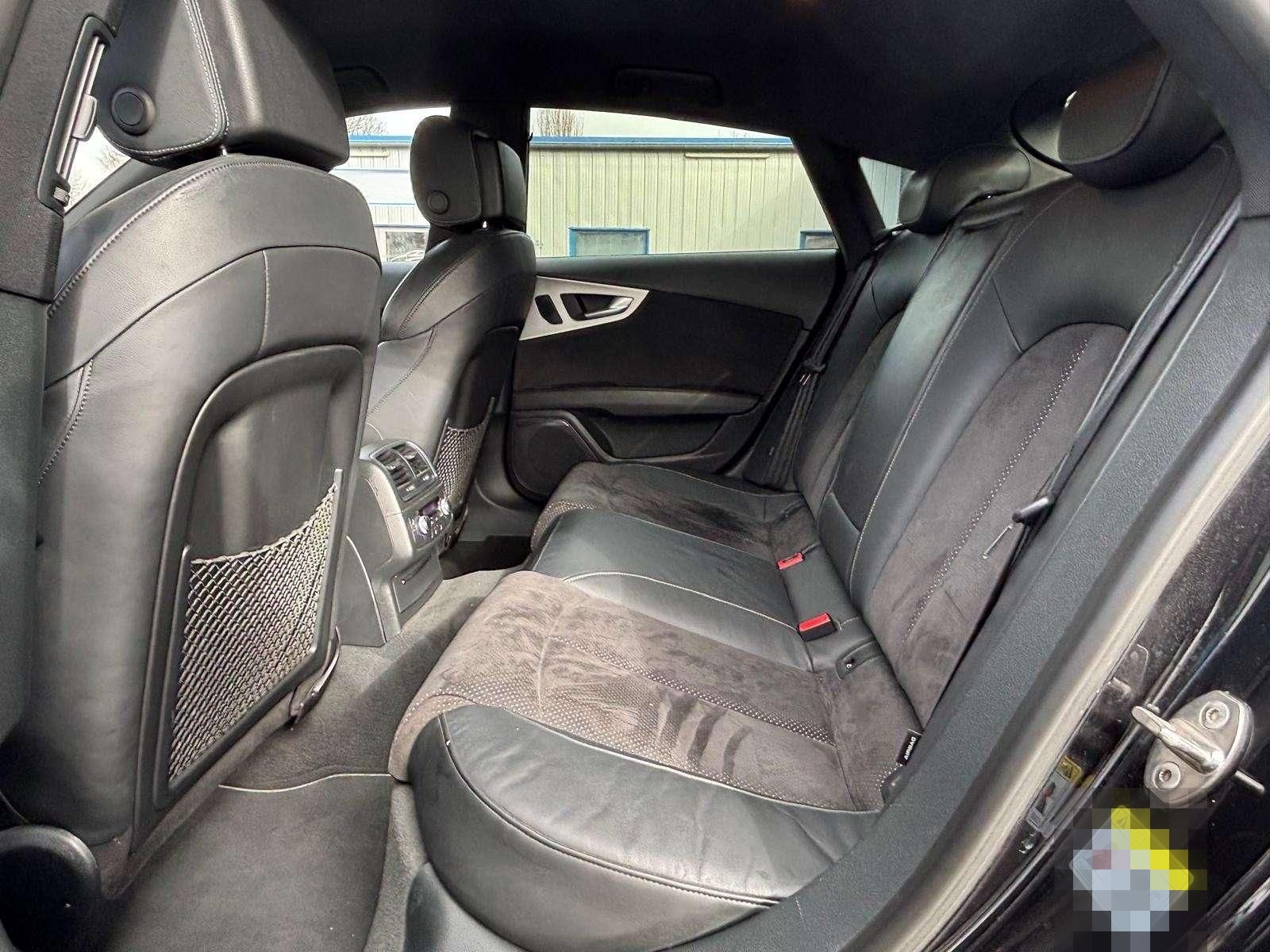 Audi A7 Sportback 3,0 TFSI quattro S-tronic foto 14