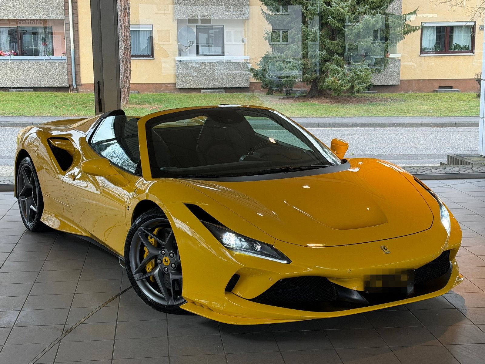 Ferrari F8 Spider /LIFT/KAMERA/CARBON-LED-LENK./MEMORY foto 2