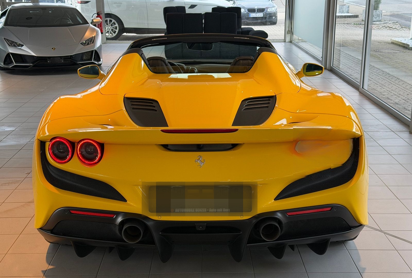 Ferrari F8 Spider /LIFT/KAMERA/CARBON-LED-LENK./MEMORY foto 13