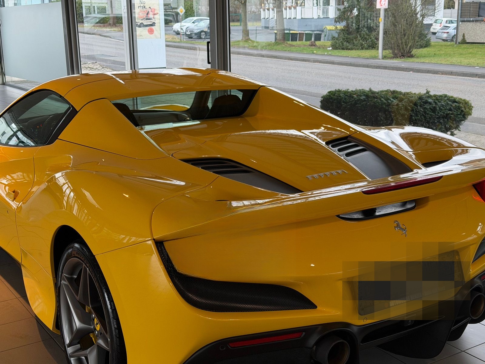Ferrari F8 Spider /LIFT/KAMERA/CARBON-LED-LENK./MEMORY foto 14