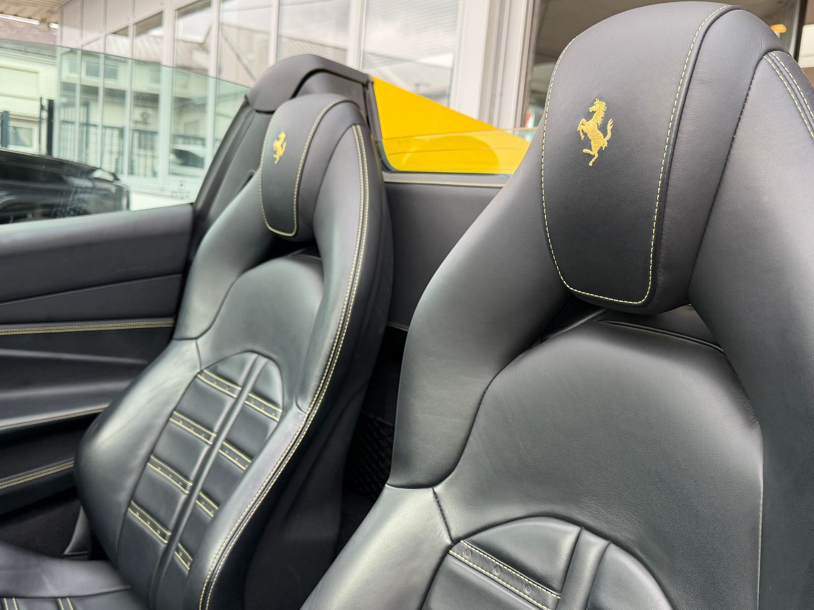 Ferrari F8 Spider /LIFT/KAMERA/CARBON-LED-LENK./MEMORY foto 17
