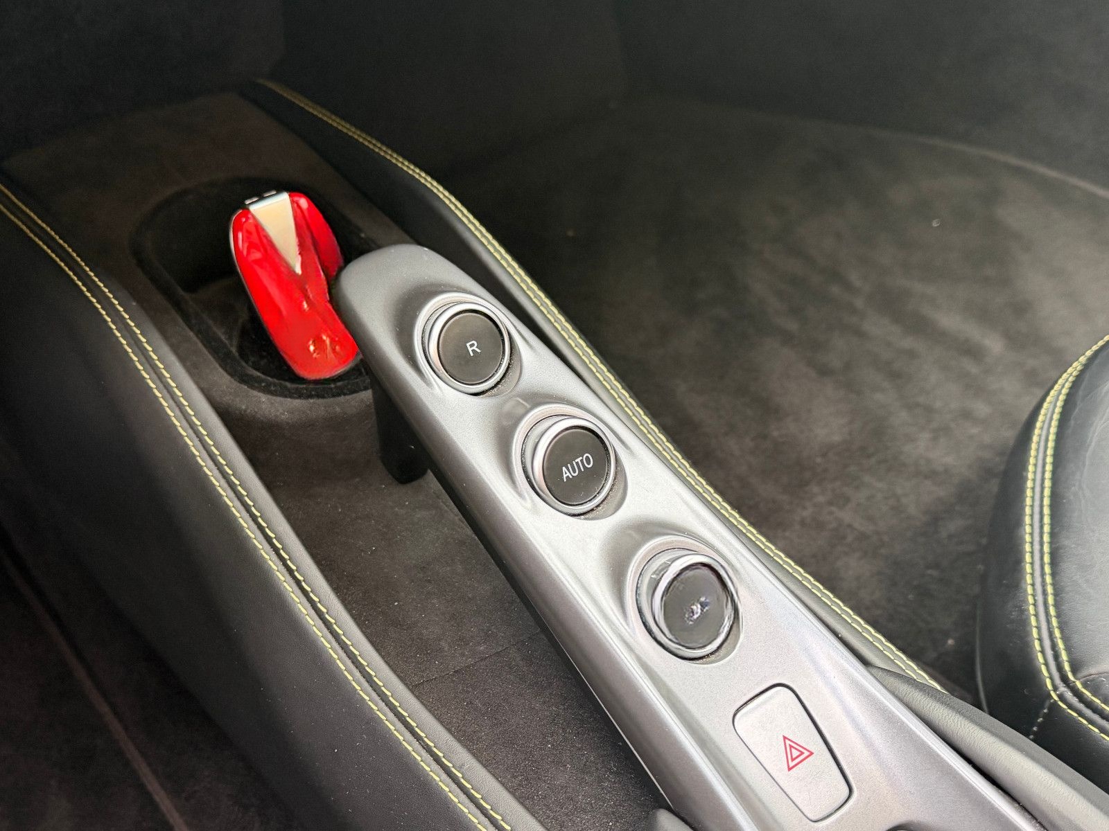 Ferrari F8 Spider /LIFT/KAMERA/CARBON-LED-LENK./MEMORY foto 19