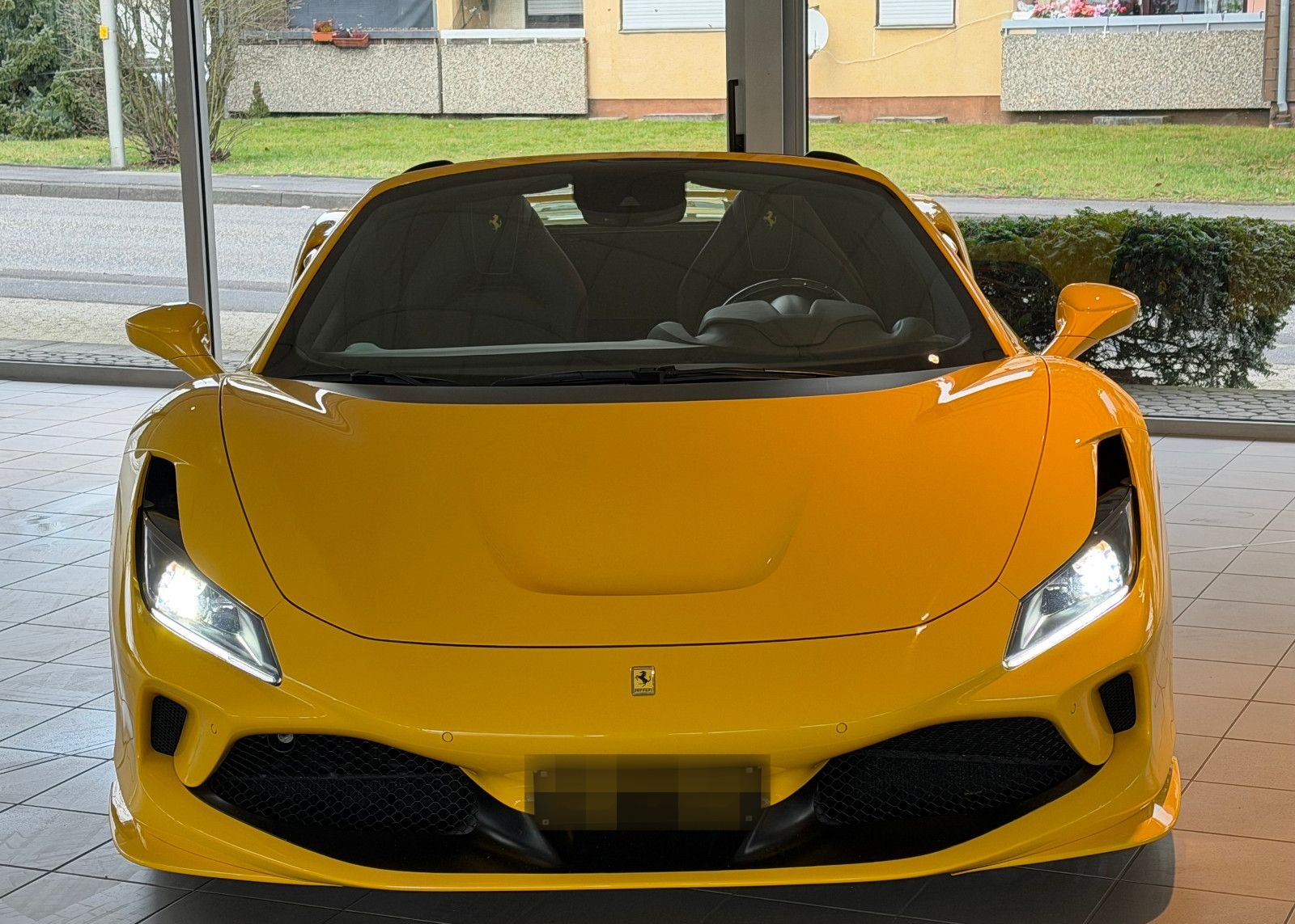 Ferrari F8 Spider /LIFT/KAMERA/CARBON-LED-LENK./MEMORY foto 4