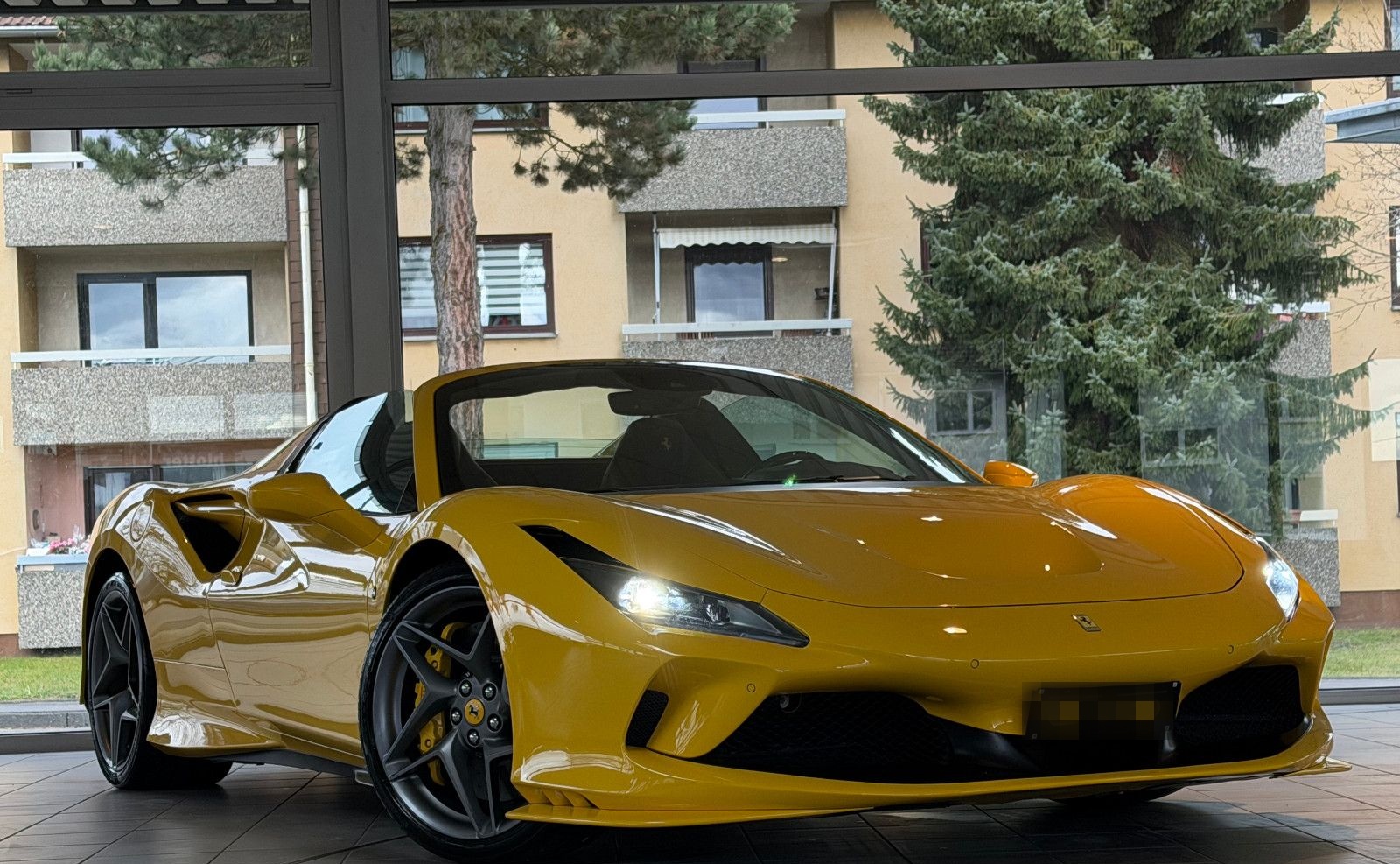 Ferrari F8 Spider /LIFT/KAMERA/CARBON-LED-LENK./MEMORY foto 7