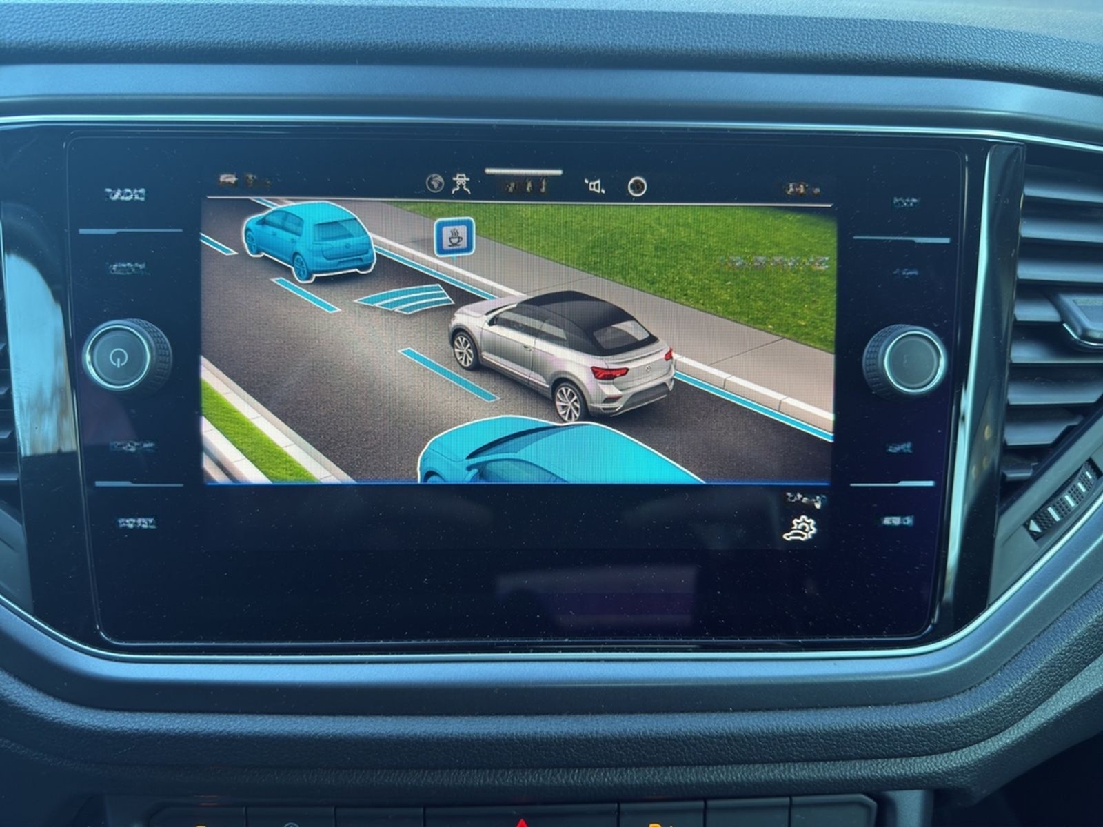 Volkswagen T-Roc Cabriolet R-Line*CARPLAY*LED*SCHECKHEFT* foto 16