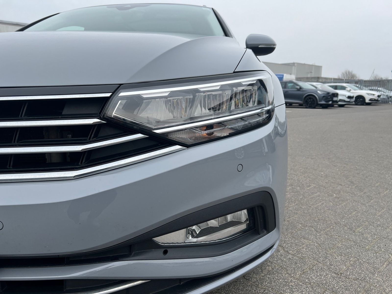 Volkswagen Passat Variant 2.0 TDI DSG BUSINESS +PANO +LED + foto 6