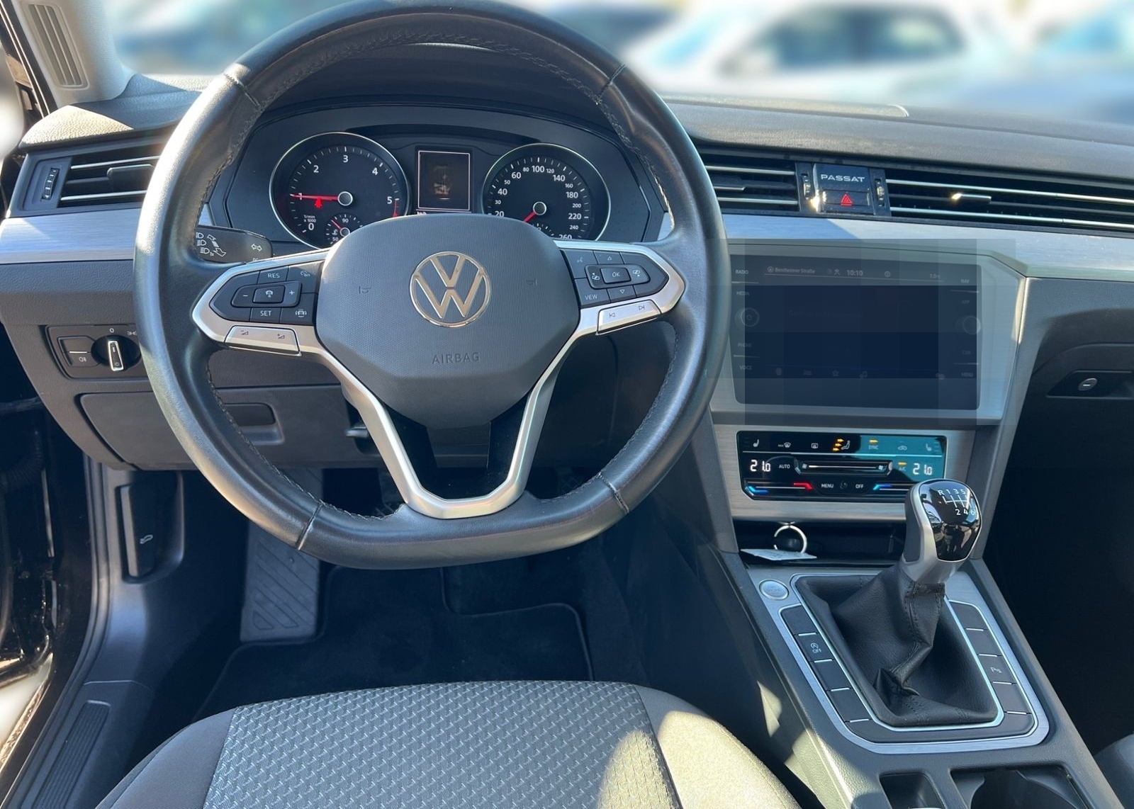 Volkswagen Passat Variant 2.0 TDI +AHK +LED +ACC +NAVI +SHZ foto 11