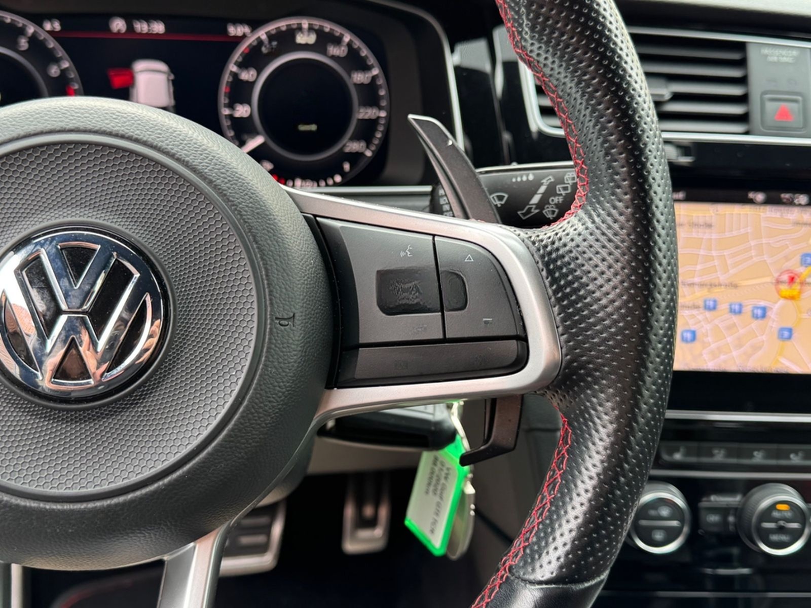 Volkswagen Golf VII DSG Lim. GTI TCR Akrapovic/H&R/Digital foto 25