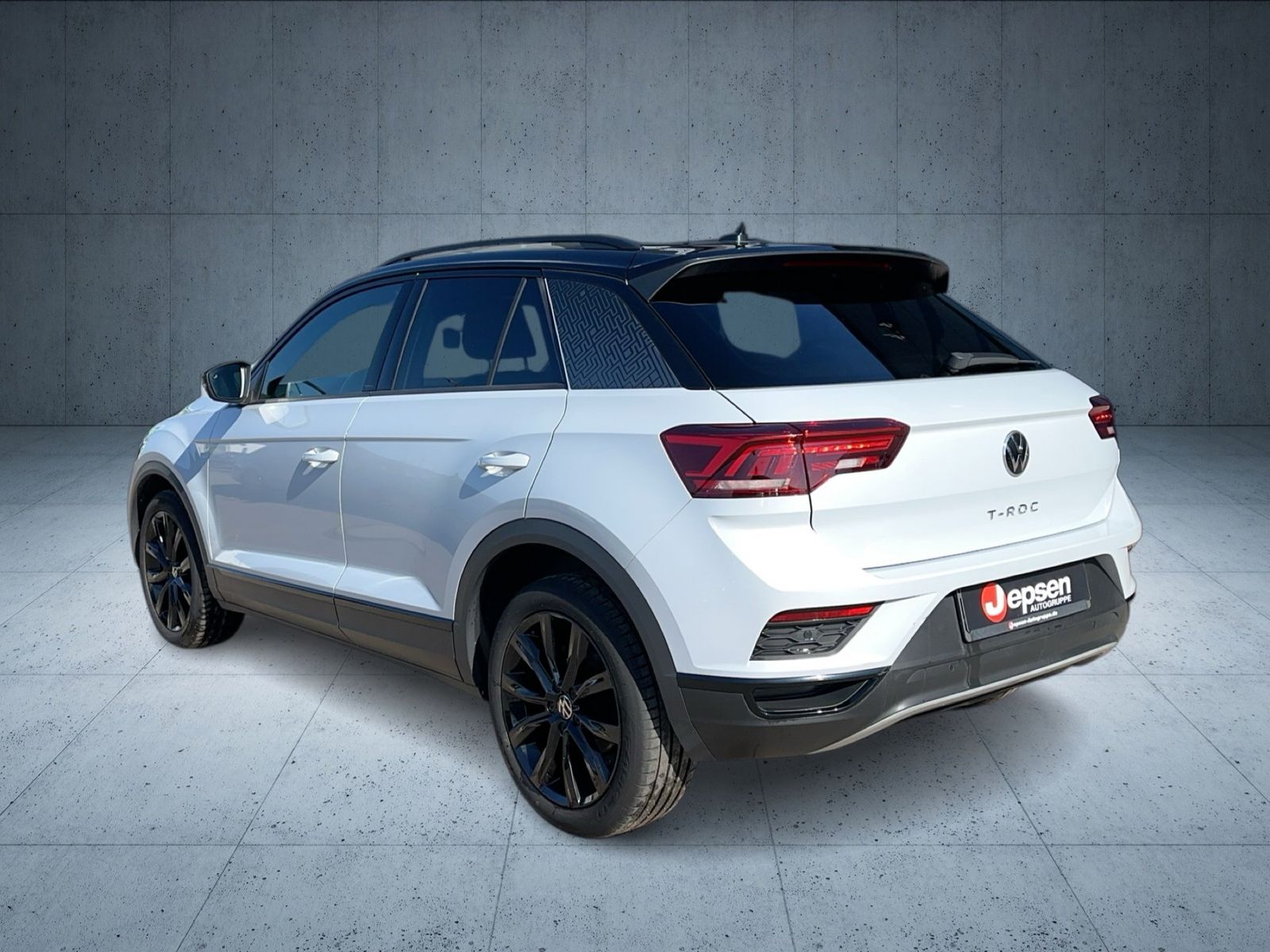 Volkswagen T-Roc 1.5 TSI DSG Sport /AHK /LED foto 3