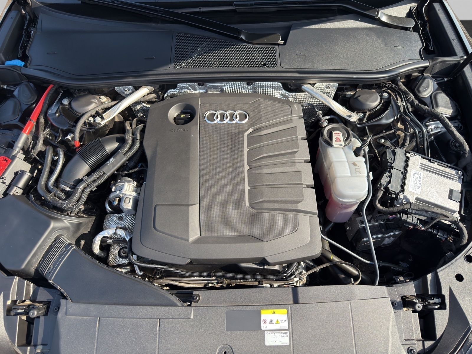 Audi A6 Avant 40 TDI S tronic LED NAV ACC AHK DAB RFK foto 17