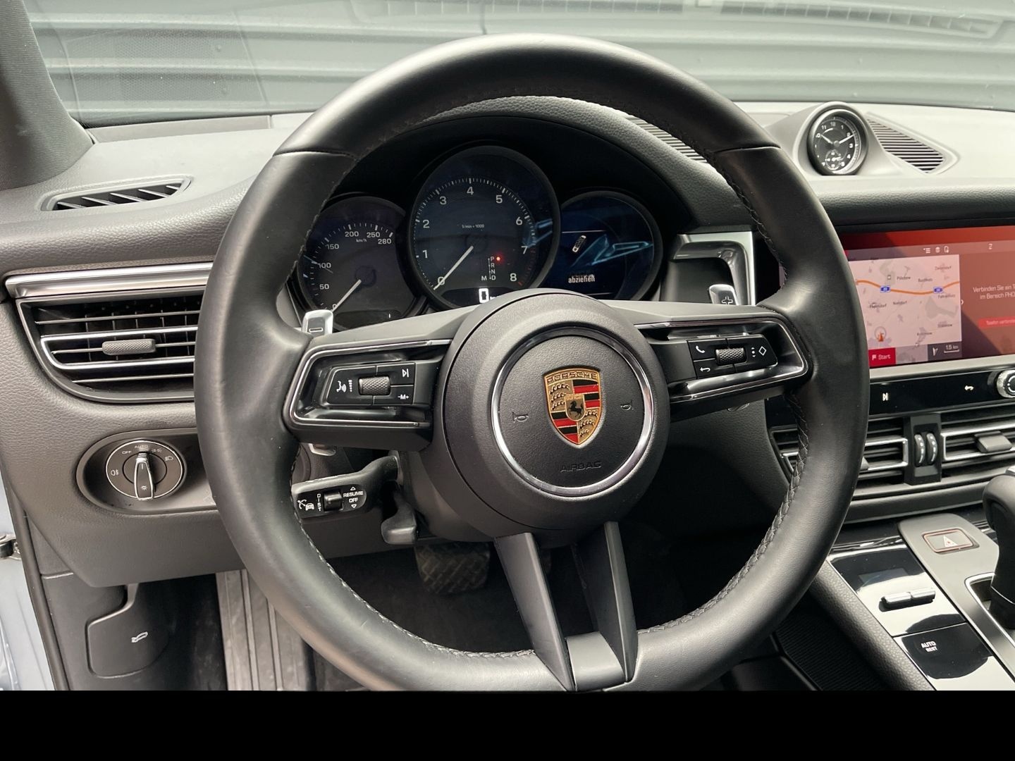 Porsche Macan Standheizung Surround View Luftfederung foto 21