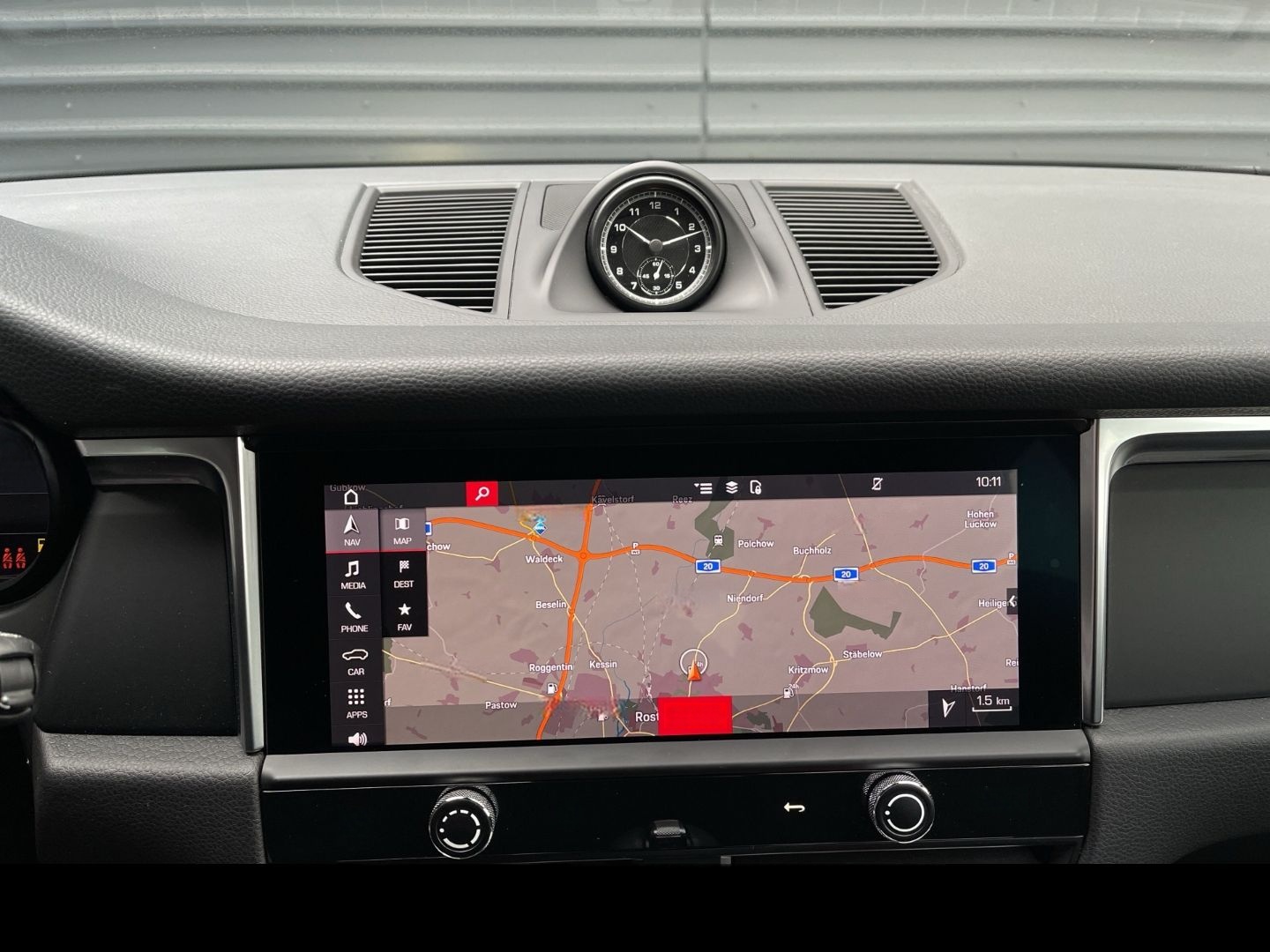 Porsche Macan Standheizung Surround View Luftfederung foto 24