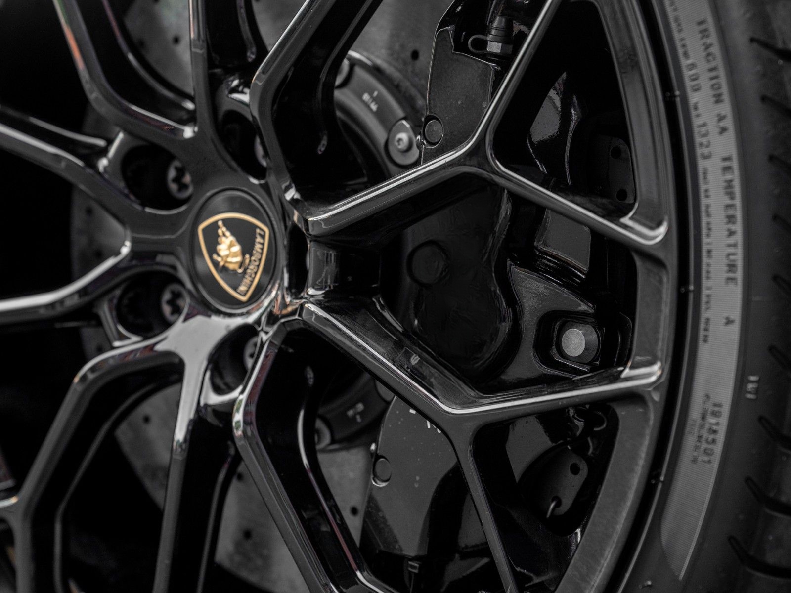 Lamborghini Huracán EVO Spyder | Style Package | Front Lift foto 19