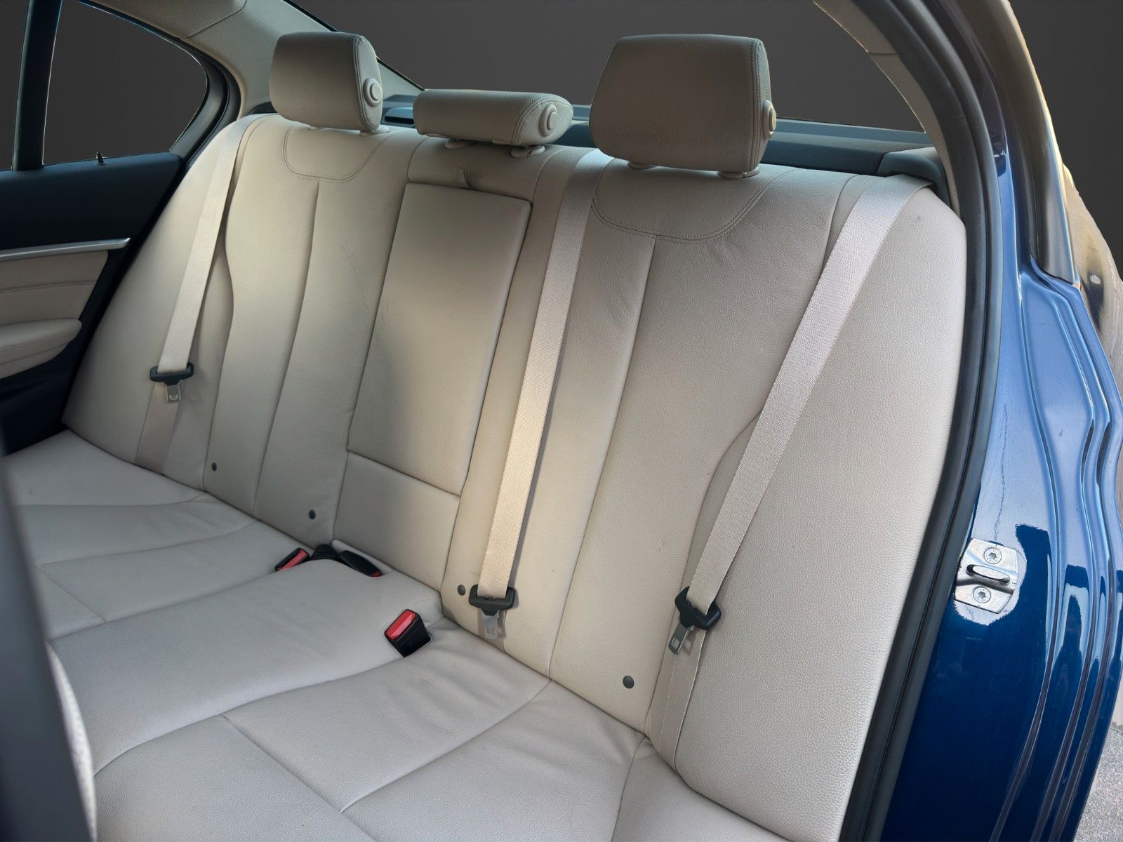 BMW 340i Sport Line /Leder/Sportsitze/Rückfahrkamera foto 12