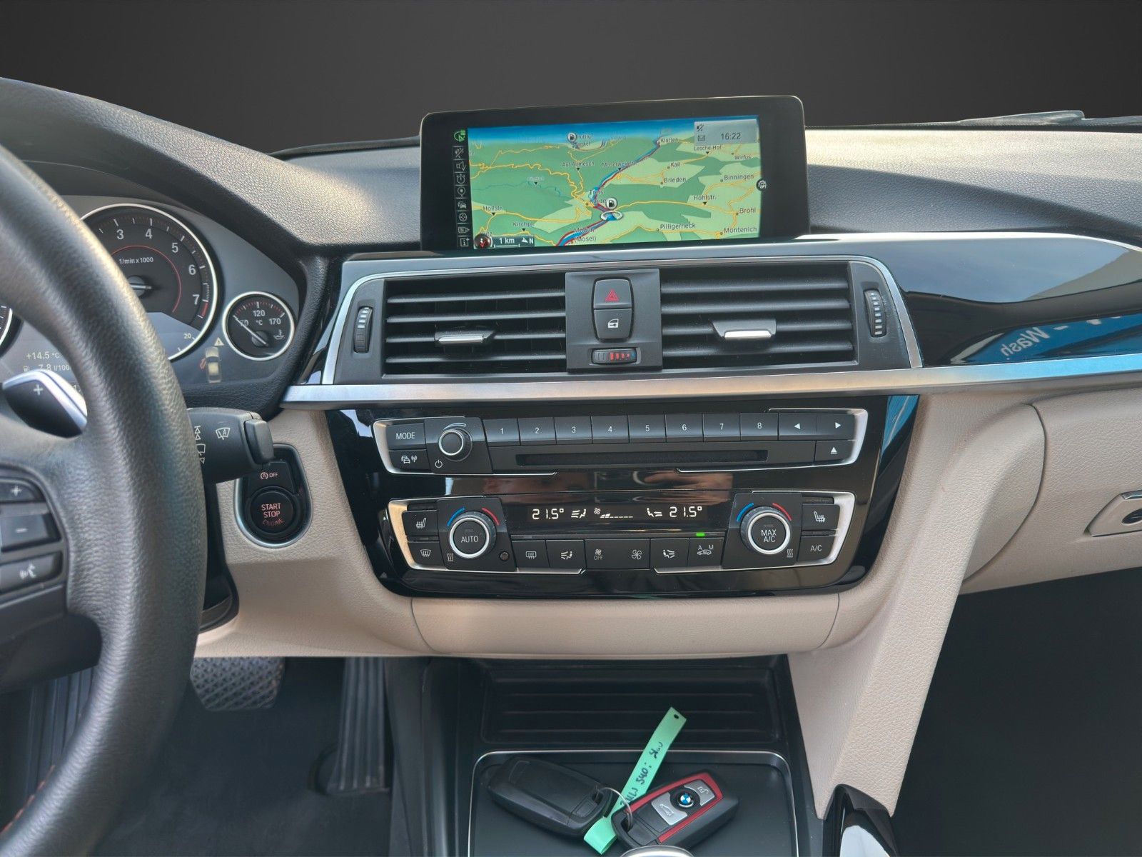 BMW 340i Sport Line /Leder/Sportsitze/Rückfahrkamera foto 14