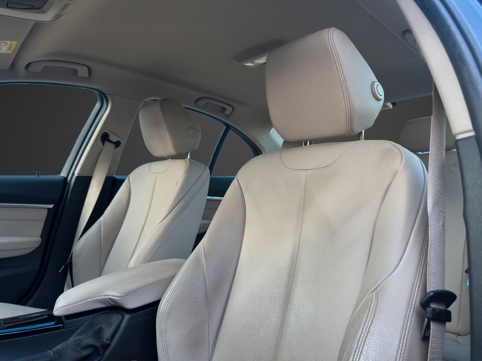 BMW 340i Sport Line /Leder/Sportsitze/Rückfahrkamera foto 20