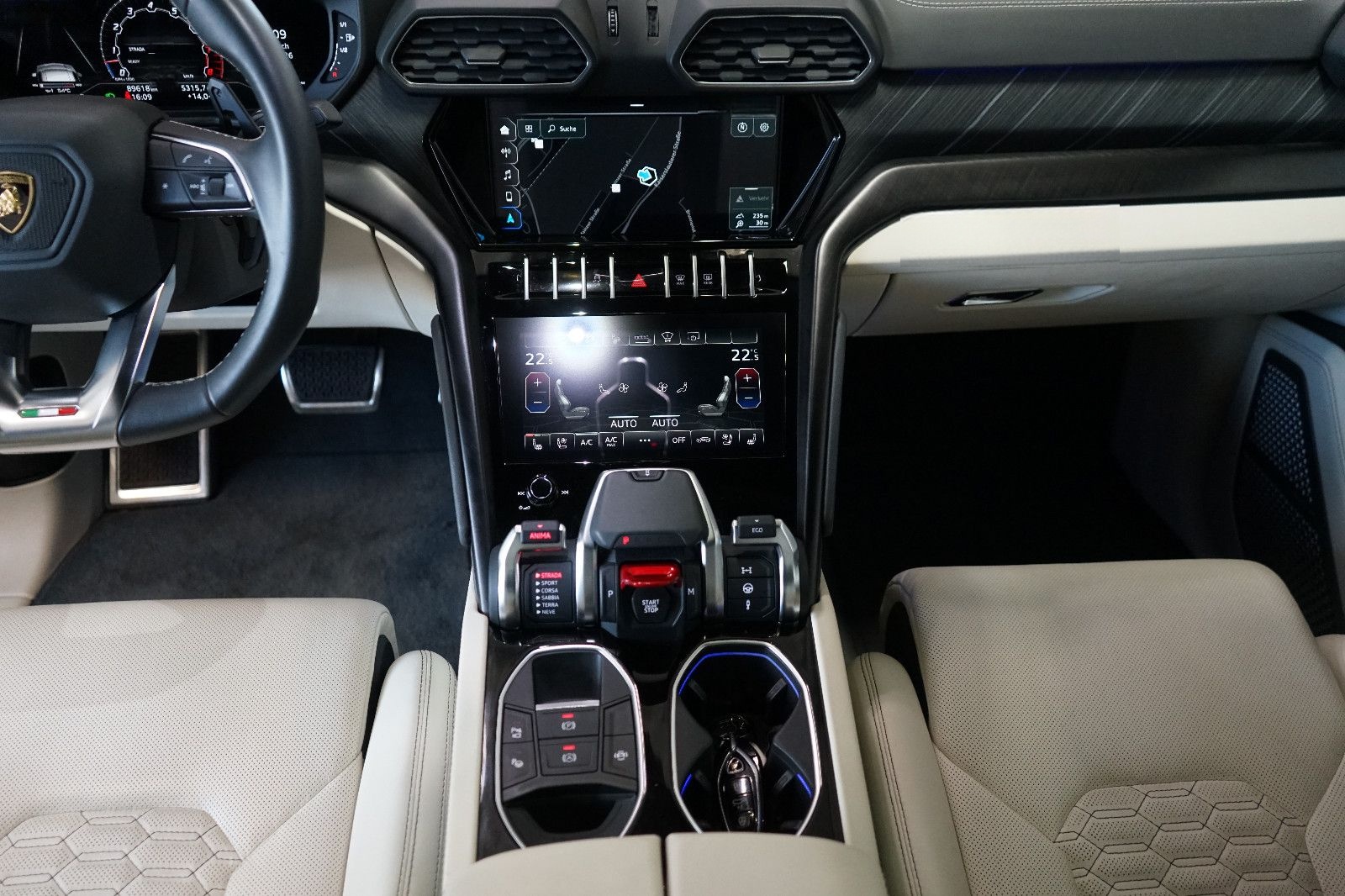 Lamborghini Urus 23"+Akrapovic+B&O+Panorama+Massage+Sitzkli. foto 14