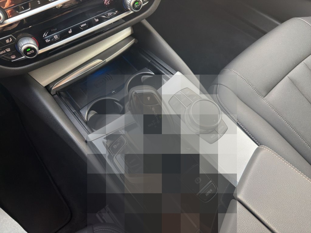 BMW 530e xDrive T. HYBRID LASER NAVI HUD 18" AHK foto 12