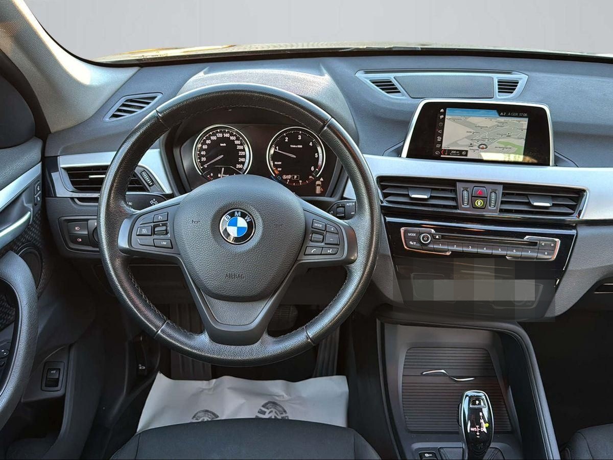 BMW X1 xDrive18d  Advantage #AUT #LED #NAV #AHK #KAM foto 11